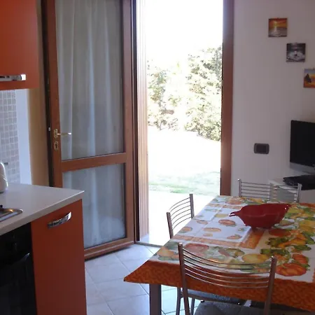 Villasoledad Per Vacanze 公寓 *